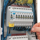 Installations électriques pour usages domestiques de bâtiments courants — Mondial Elec